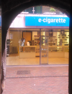 e-cigaret (c) WebGang